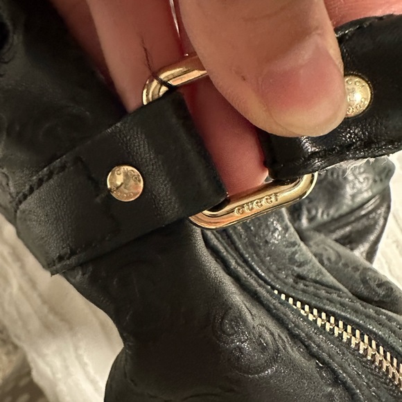 [SOLD] Vintage Gucci Purse! - Picture 13 of 14